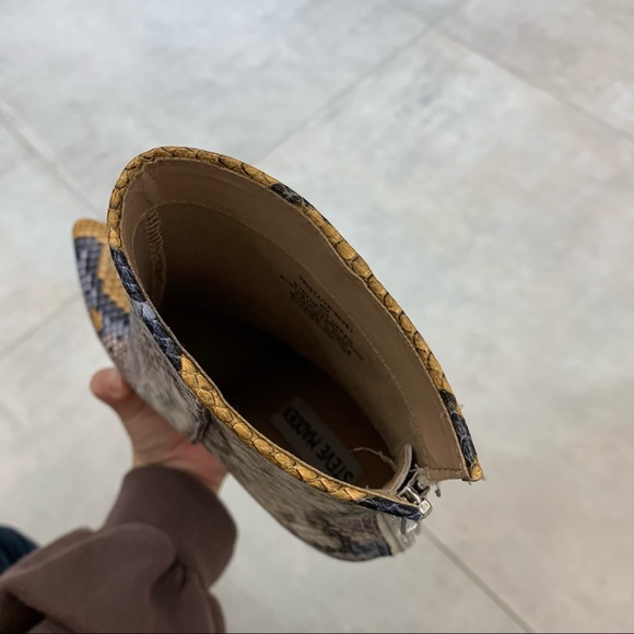 STEVE MADDEN Trista -S Multi snake ankle boots - Picture 9 of 12